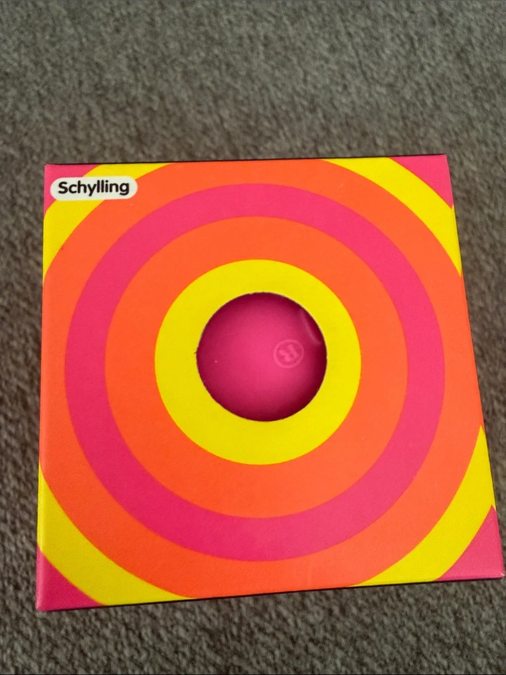 NIB Needoh Color Change Squishy Ball - PInk